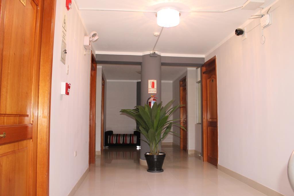 Hotel Venecia Huánuco Buitenkant foto