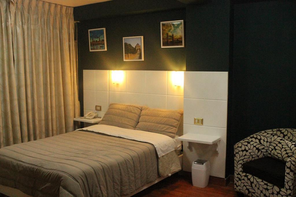 Hotel Venecia Huánuco Buitenkant foto